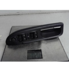 Interrupteur de leve vitre avant gauche VOLKSWAGEN PASSAT 5 Photo n°1