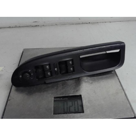 Interrupteur de leve vitre avant gauche VOLKSWAGEN PASSAT 5 Photo n°1