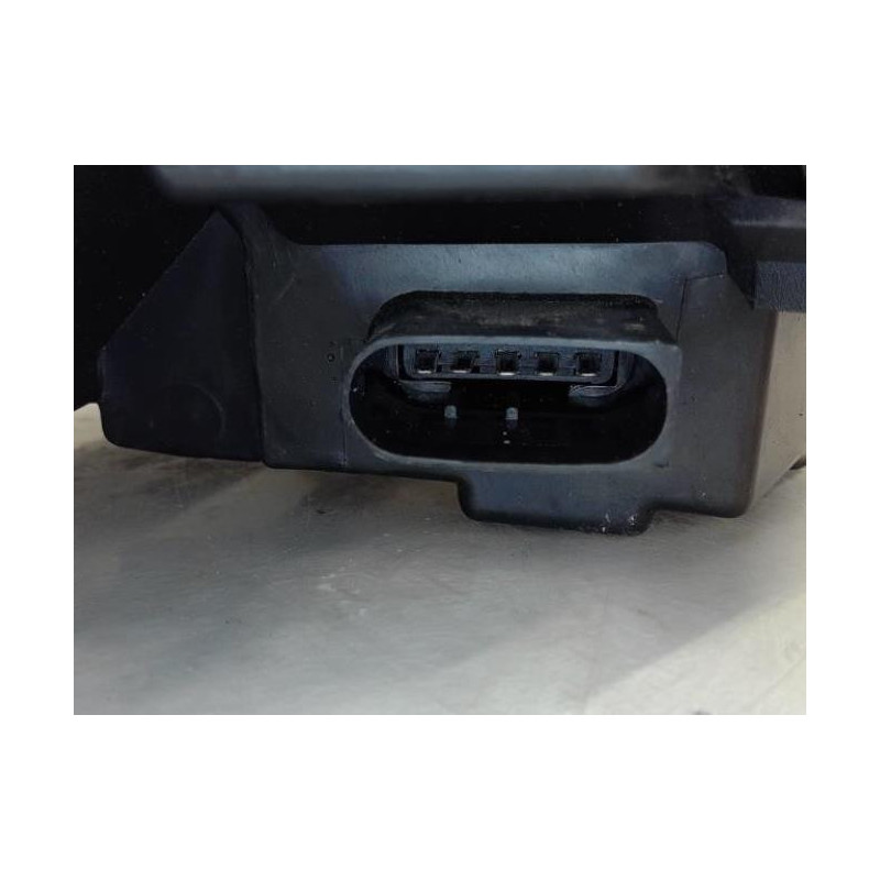 Optique avant principal gauche (feux)(phare) MERCEDES CLASSE B 245