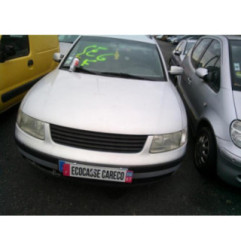 Optique avant principal droit (feux)(phare) VOLKSWAGEN PASSAT 4 Photo n°10