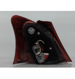 Feu arriere principal droit (feux) TOYOTA YARIS 2 Photo n°4