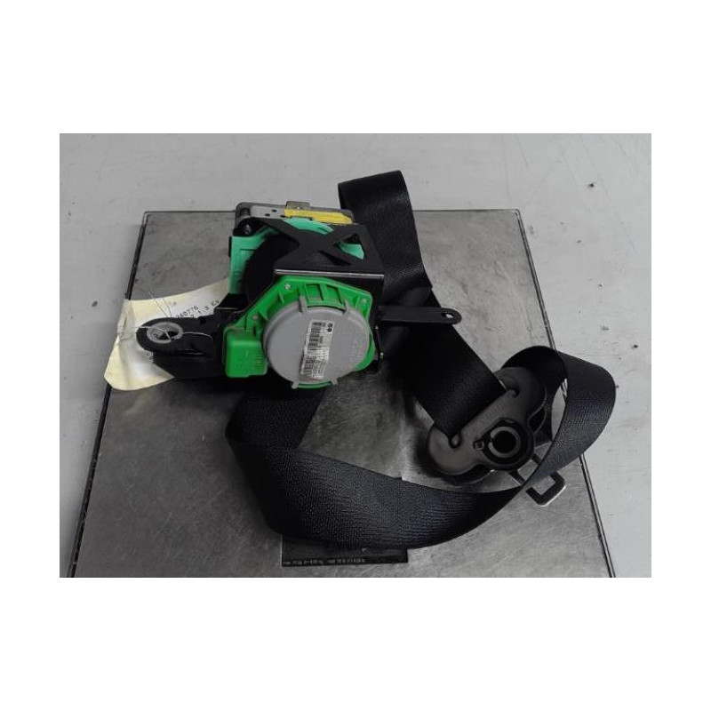 Ceinture avant droit TOYOTA YARIS 2