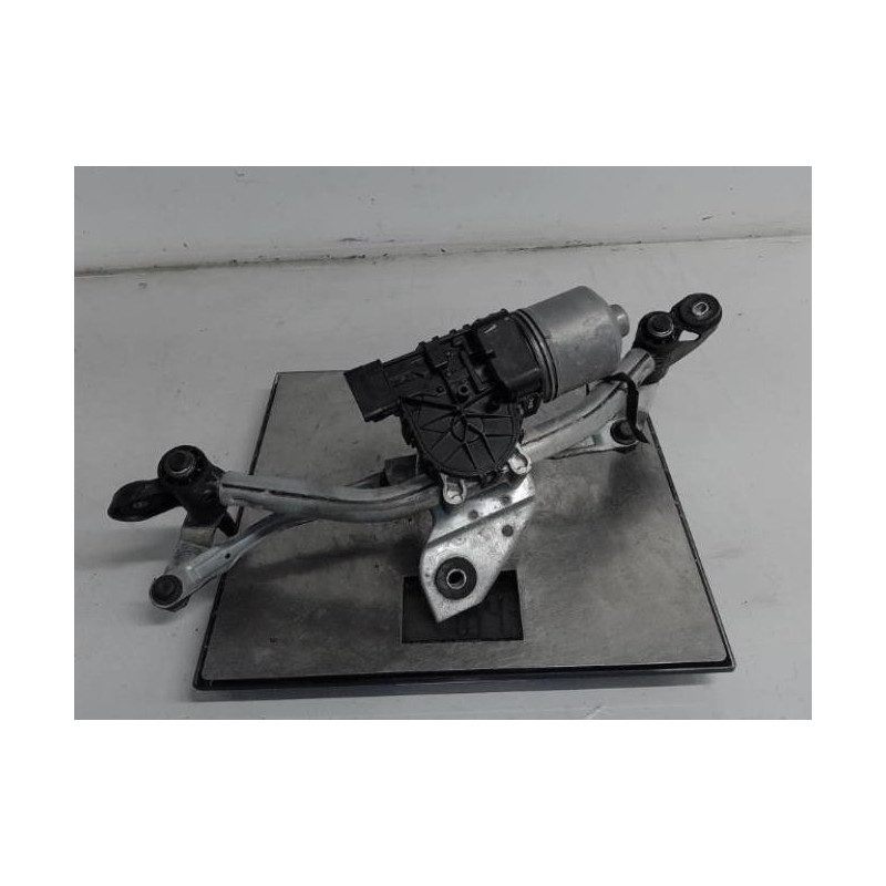 Moteur essuie glace avant RENAULT TWINGO 2