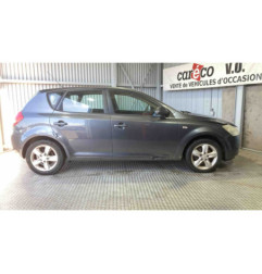 Capot KIA CEE-D 1 Photo n°4