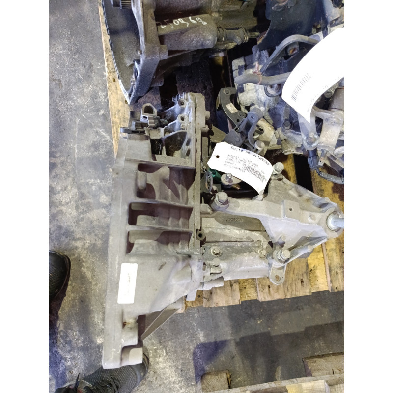 Boite de vitesses RENAULT CLIO 4 Photo n°1