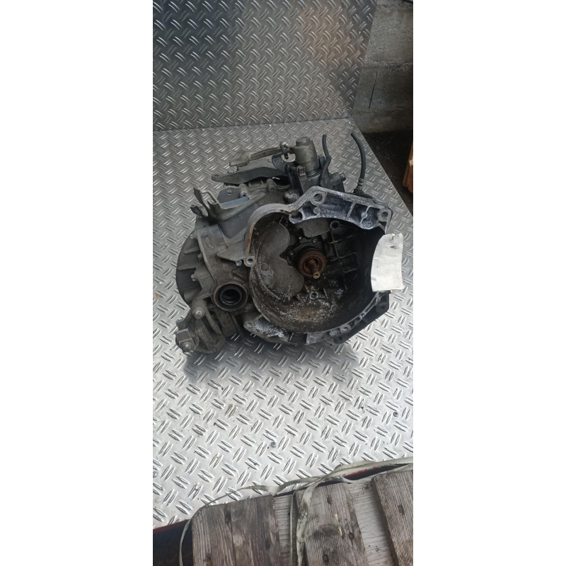 Boite de vitesses OPEL CORSA D