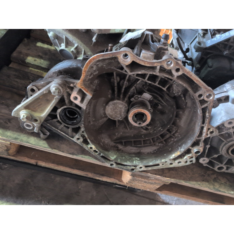Boite de vitesses OPEL CORSA D