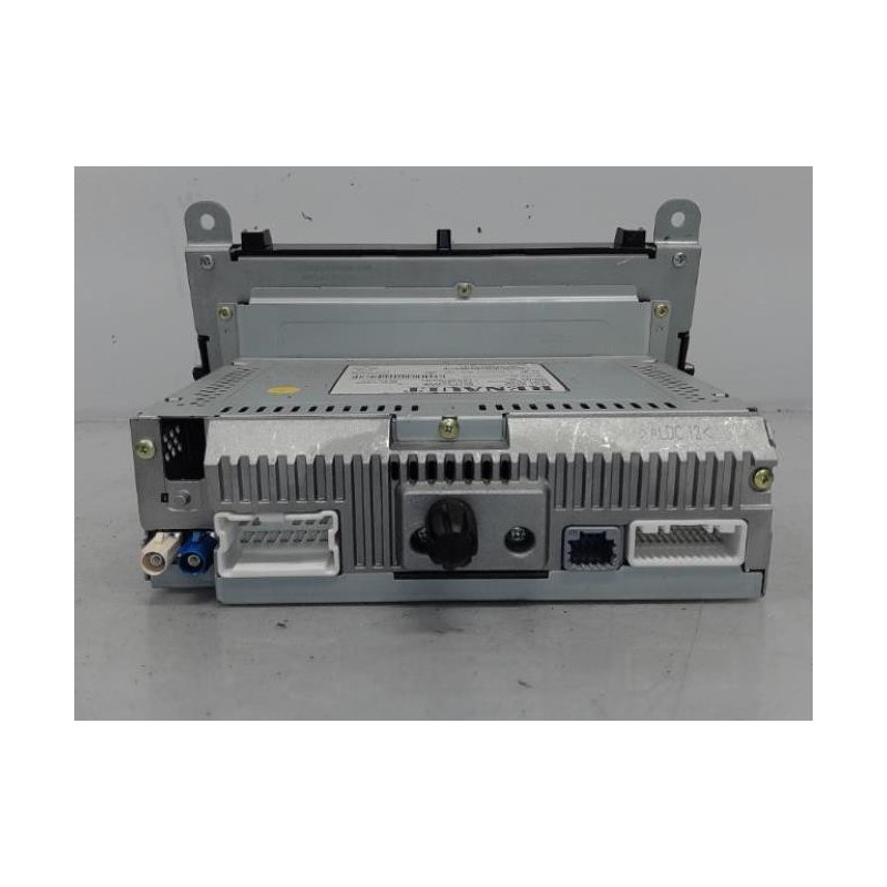 Autoradio d'origine RENAULT CLIO 4