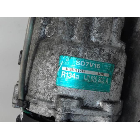 Compresseur clim VOLKSWAGEN GOLF 4 Photo n°1