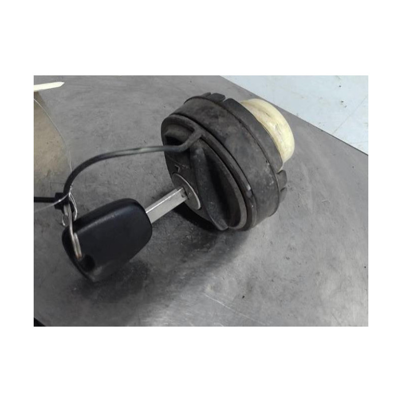 Bouchon de carburant PEUGEOT 107