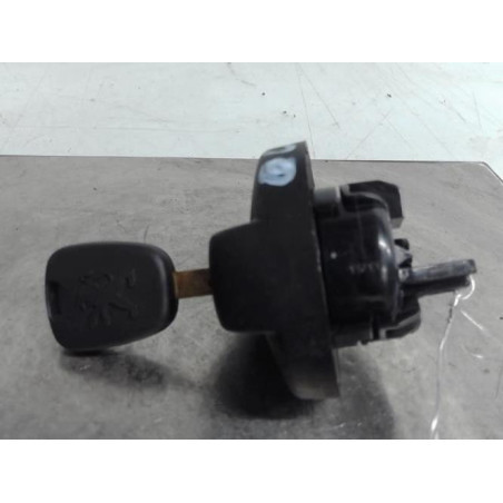 Bouchon de carburant PEUGEOT 207 Photo n°1