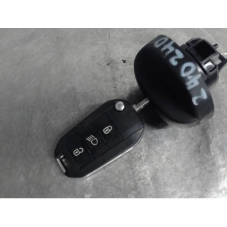 Bouchon de carburant PEUGEOT 208 1