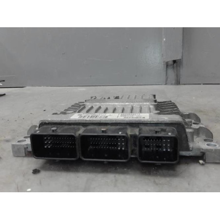 Calculateur moteur PEUGEOT 207 Photo n°1