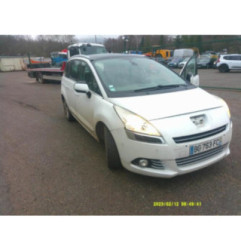 Porte avant gauche PEUGEOT 5008 1 Photo n°3