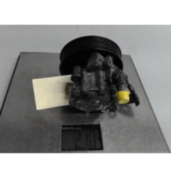 Pompe de direction OPEL VIVARO 1 Photo n°1