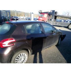 Boitier servitude moteur (BSM) PEUGEOT 208 1 Photo n°8