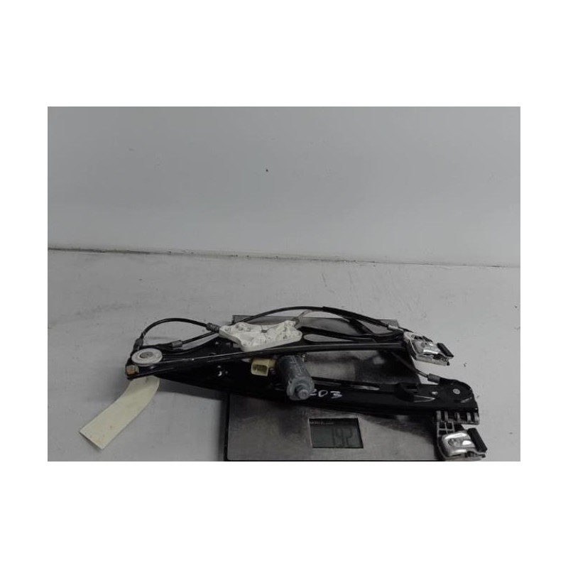 Moteur leve vitre avant droit MERCEDES CLASSE E 211