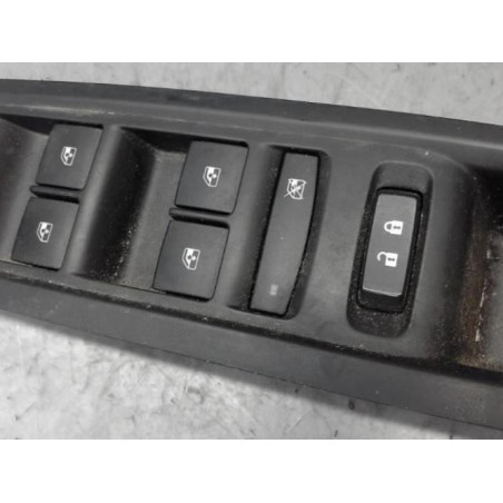 Interrupteur de leve vitre avant gauche OPEL MOKKA 1