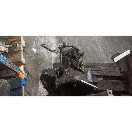 Boite de vitesses VOLKSWAGEN NEW BEETLE 1 Photo n°1