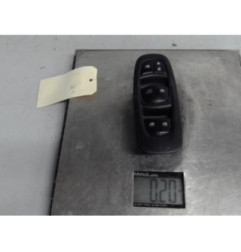 Interrupteur de leve vitre avant gauche RENAULT KADJAR