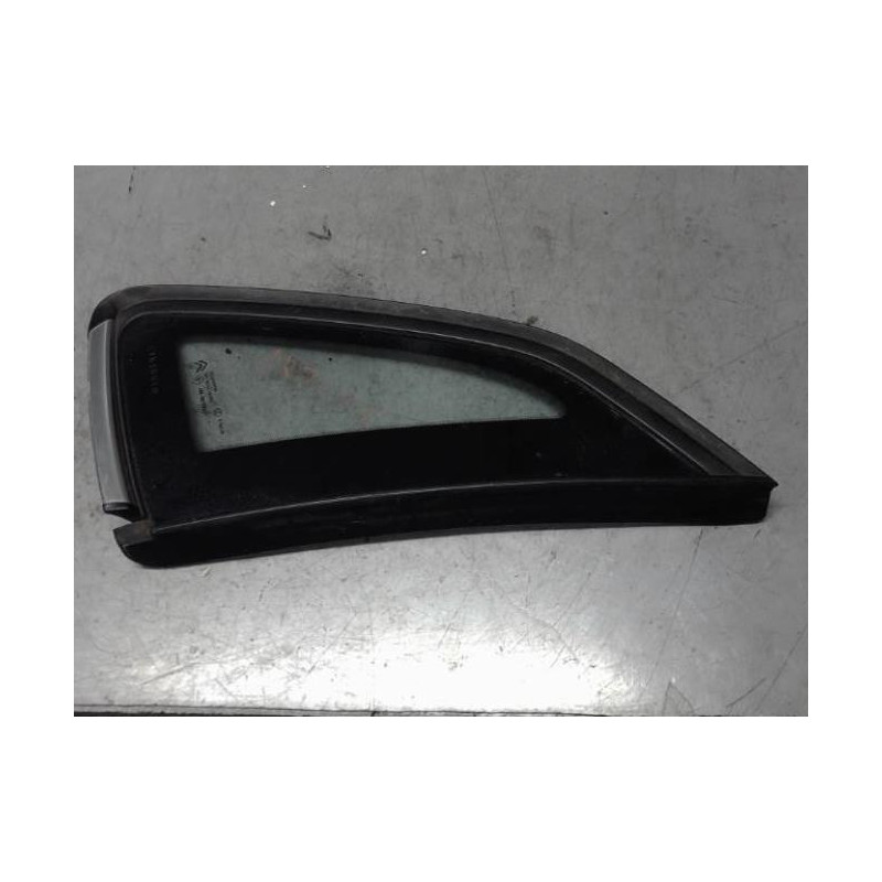 Custode arriere droit CITROEN C4 2