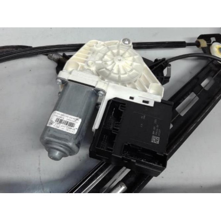 Moteur leve vitre avant droit VOLKSWAGEN PASSAT 5 Photo n°1