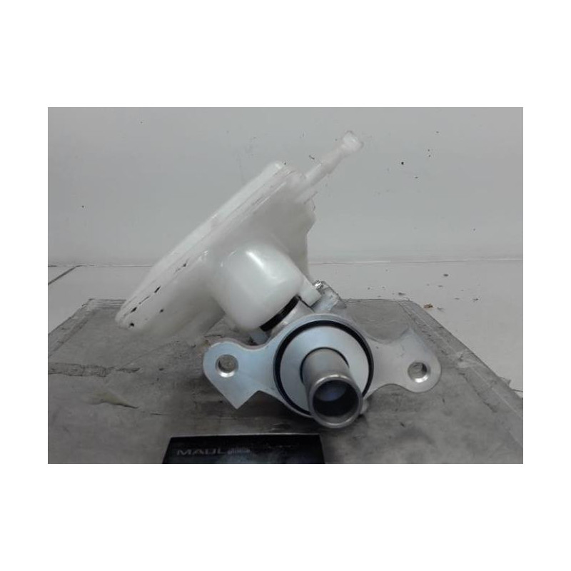 Maitre cylindre (freinage) PEUGEOT 208 2