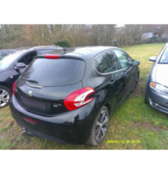 Trappe d'essence PEUGEOT 208 1 Photo n°8