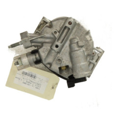 Compresseur clim FORD FOCUS 3 Photo n°5