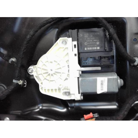 Moteur leve vitre avant gauche VOLKSWAGEN PASSAT 5