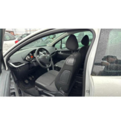 Compresseur clim PEUGEOT 207 Photo n°1