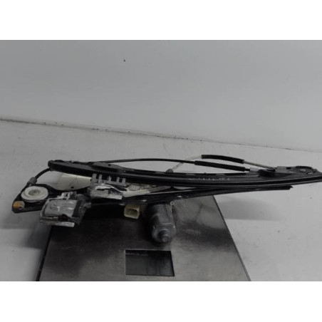 Moteur leve vitre avant droit MERCEDES CLASSE E 211 Photo n°1