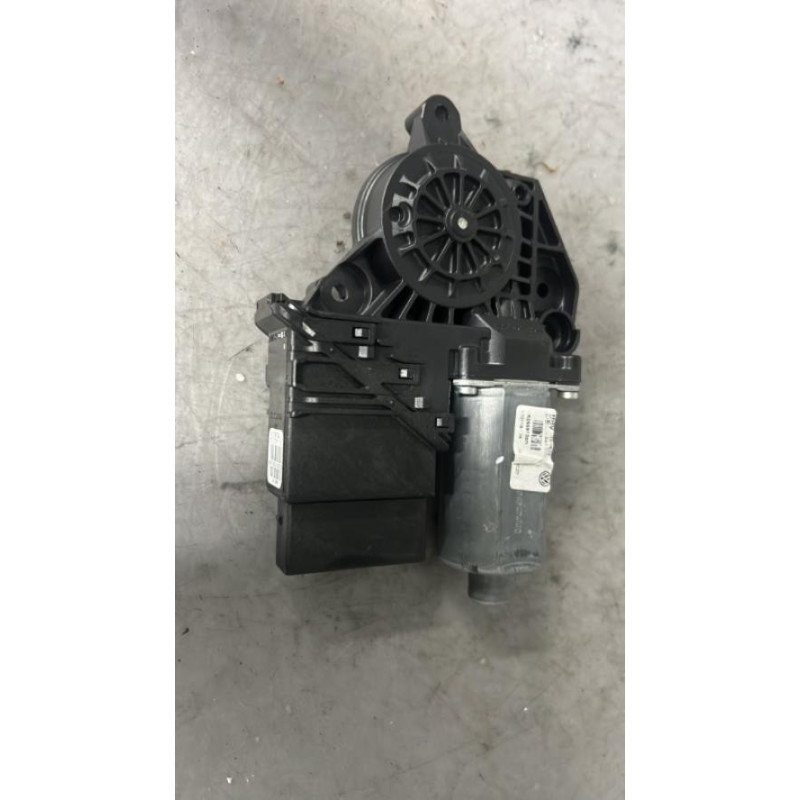 Moteur leve vitre arriere gauche VOLKSWAGEN GOLF 6