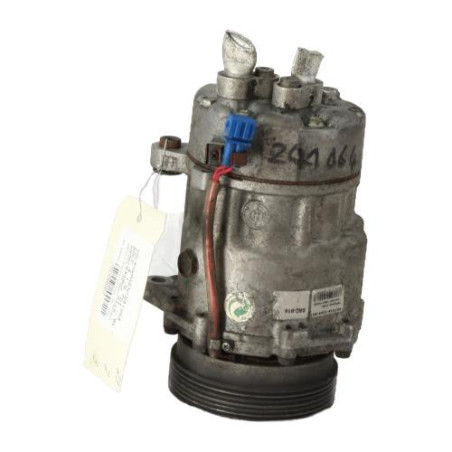 Compresseur clim VOLKSWAGEN GOLF 4 Photo n°1