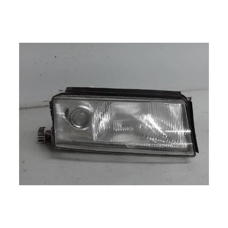 Optique avant principal droit (feux)(phare) SKODA OCTAVIA 1