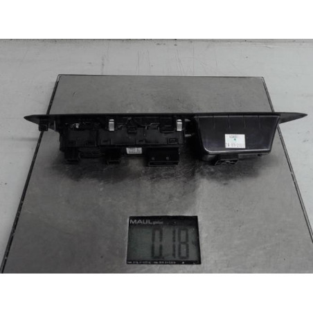 Interrupteur de leve vitre avant gauche PEUGEOT 208 2 Photo n°1