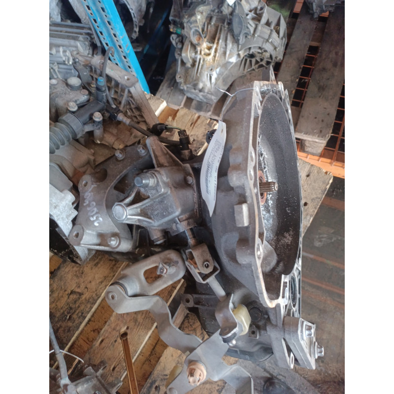 Boite de vitesses OPEL CORSA D