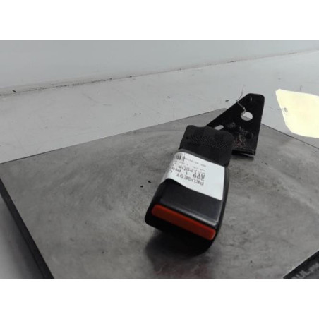 Attache ceinture arriere droit PEUGEOT 208 1 Photo n°1