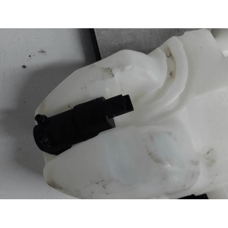 Vase de lave glace PEUGEOT 208 1