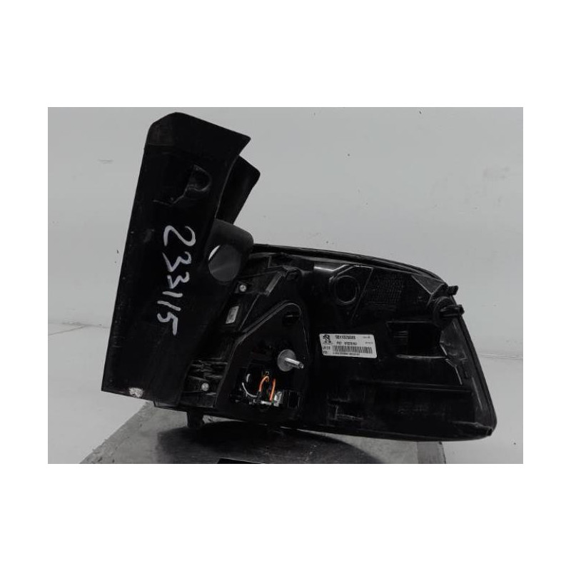 Feu arriere principal gauche (feux) PEUGEOT 5008 2