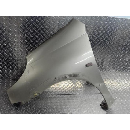 Aile avant gauche TOYOTA YARIS VERSO Photo n°1