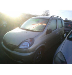 Aile avant gauche TOYOTA YARIS VERSO Photo n°16