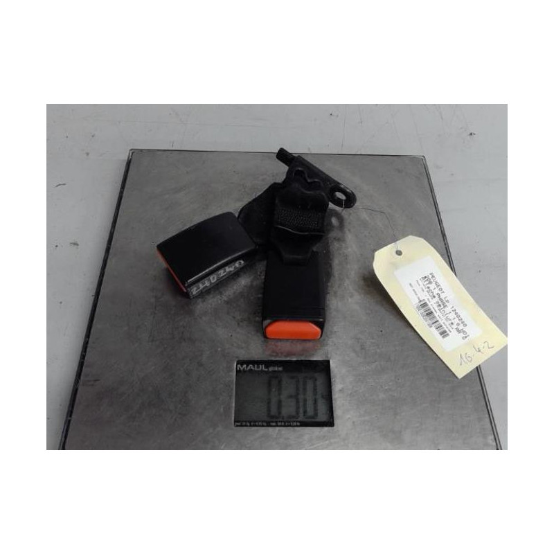 Attache ceinture arriere gauche PEUGEOT 208 1