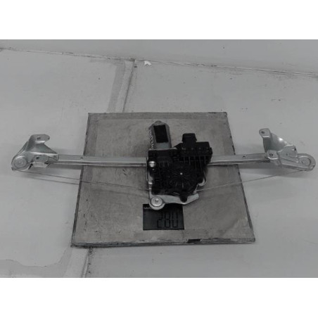 Moteur leve vitre arriere droit OPEL ZAFIRA B Photo n°1