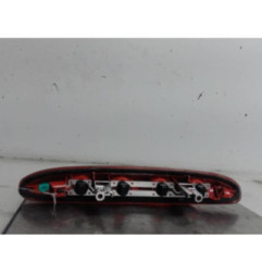 Feu arriere stop central PEUGEOT 208 1