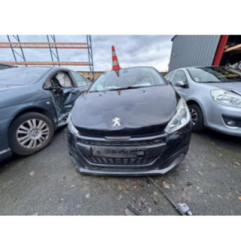 Feu arriere stop central PEUGEOT 208 1 Photo n°10