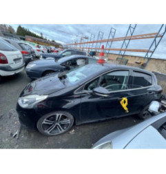 Feu arriere stop central PEUGEOT 208 1 Photo n°13