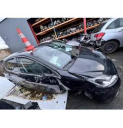 Feu arriere stop central PEUGEOT 208 1 Photo n°14