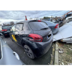 Feu arriere stop central PEUGEOT 208 1 Photo n°18