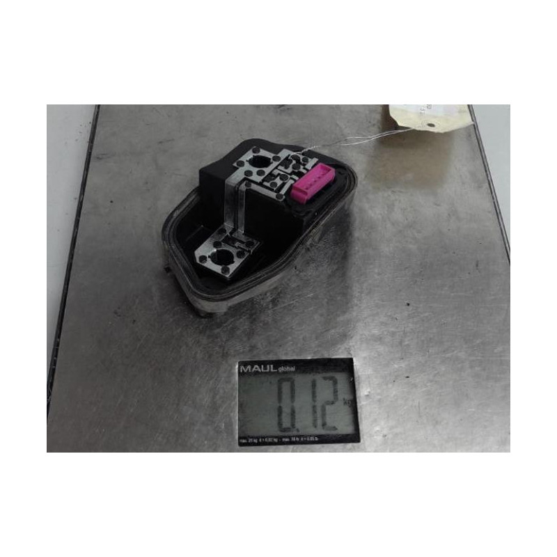 Platine feu arriere droit RENAULT MEGANE 3